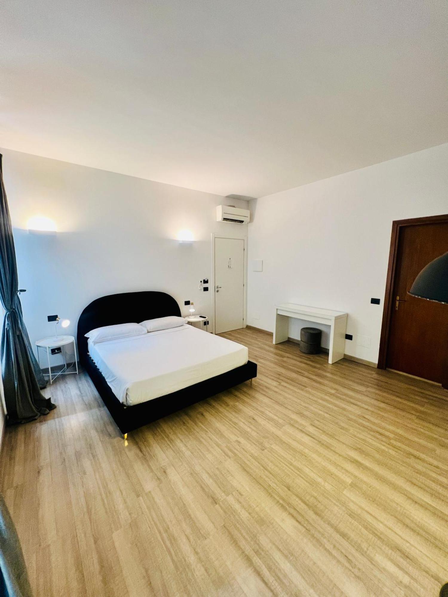 Room Verona Ai Conti Экстерьер фото