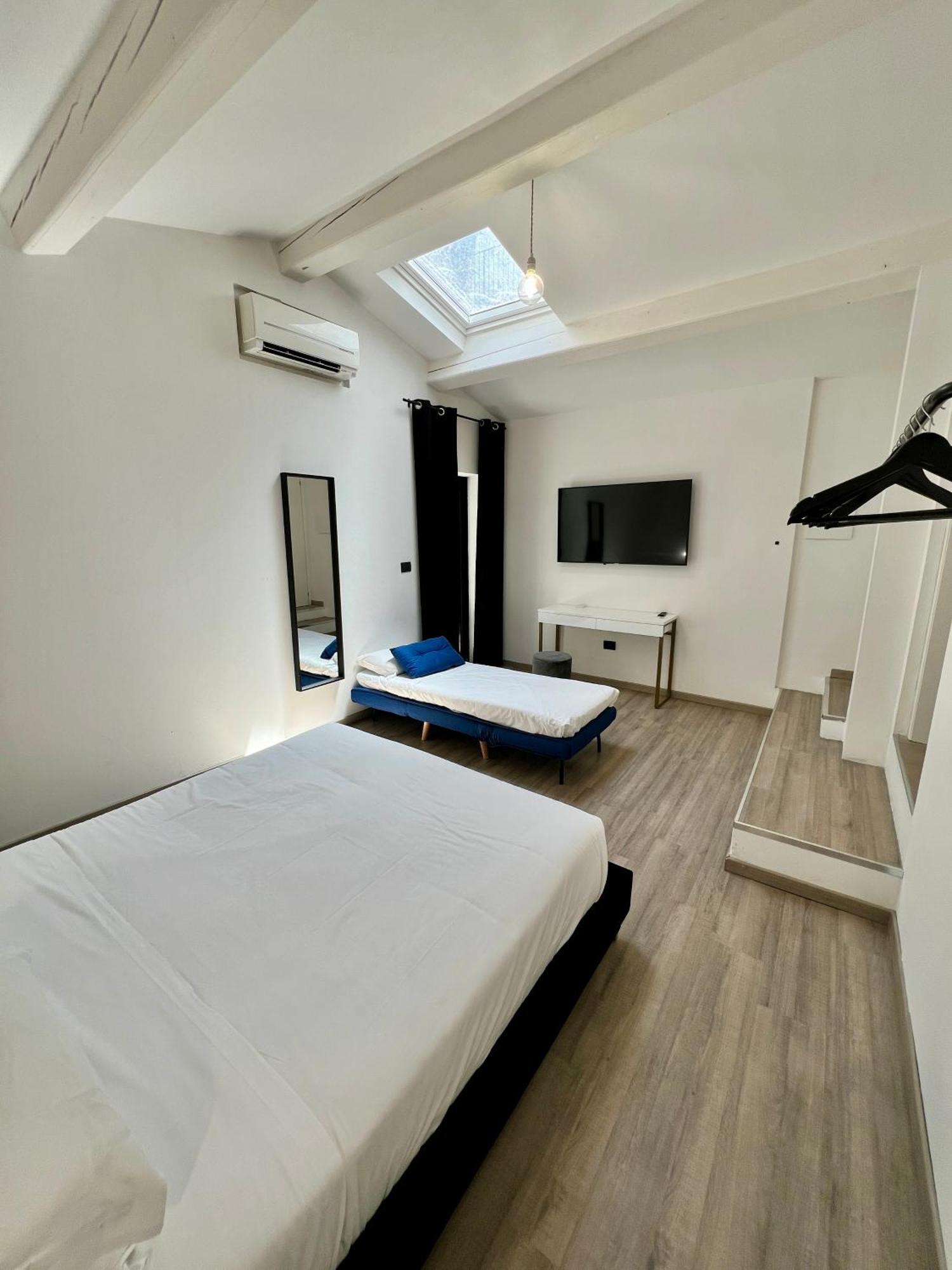 Room Verona Ai Conti Экстерьер фото