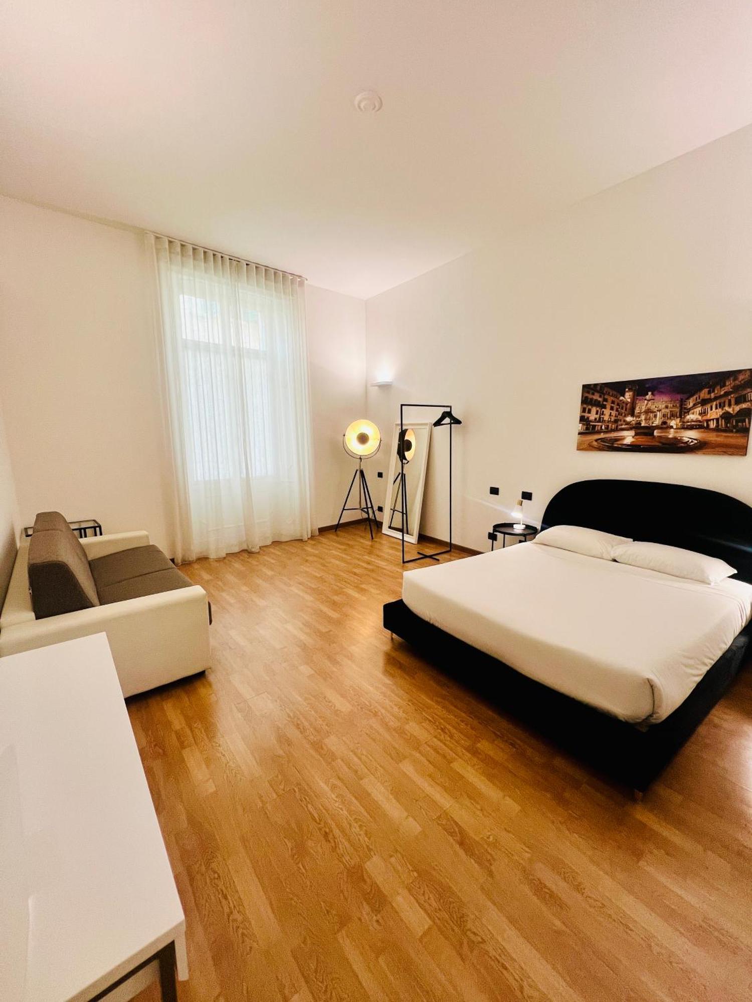 Room Verona Ai Conti Экстерьер фото
