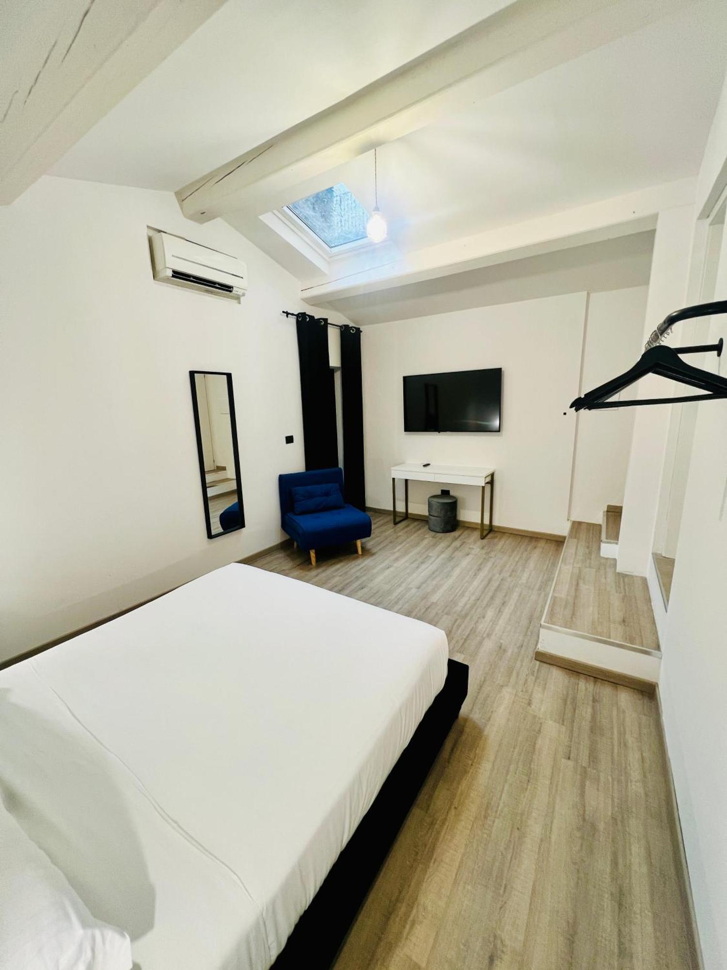 Room Verona Ai Conti Экстерьер фото