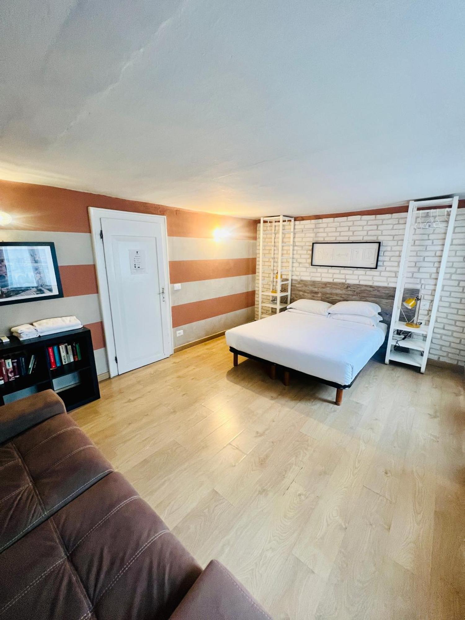 Room Verona Ai Conti Экстерьер фото